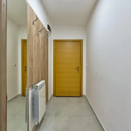 Apartment Vuka *
